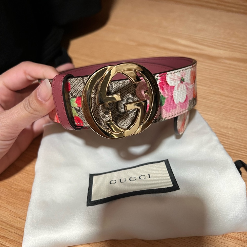 Gucci belt authentic 100% ! Size 70B
